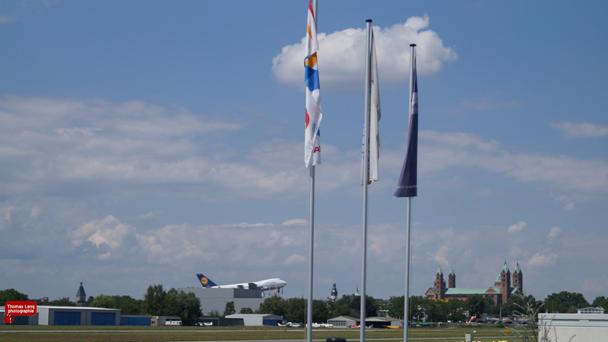 Speyer Flugplatz und Hafen | Hintergrund fr Ihren Desktop